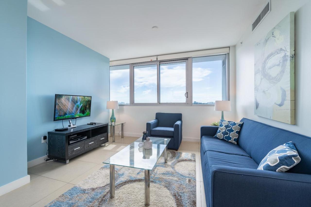 Global Luxury Suites At Monte Carlo 마이애미 비치 객실 사진