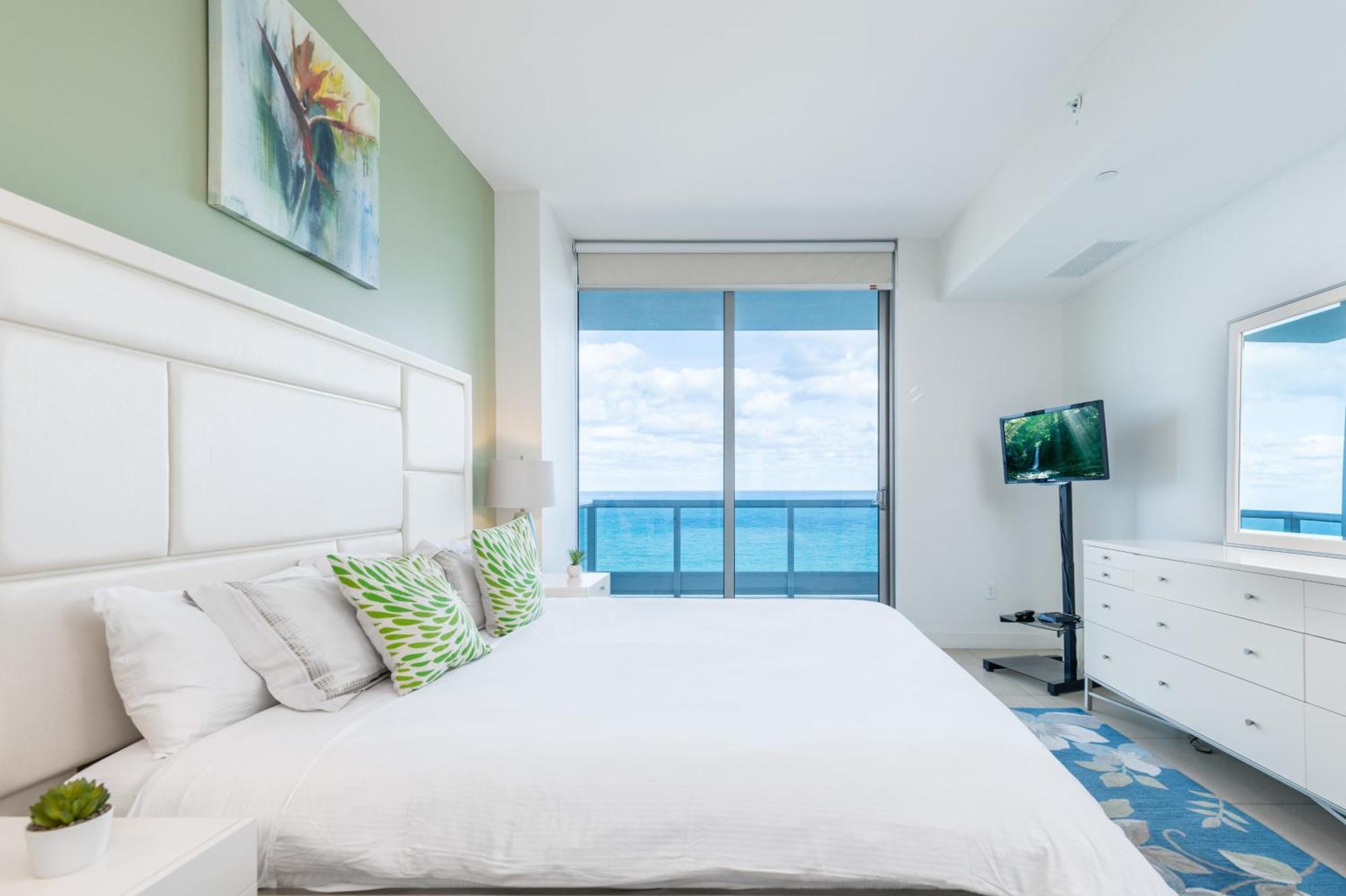 Global Luxury Suites At Monte Carlo 마이애미 비치 객실 사진