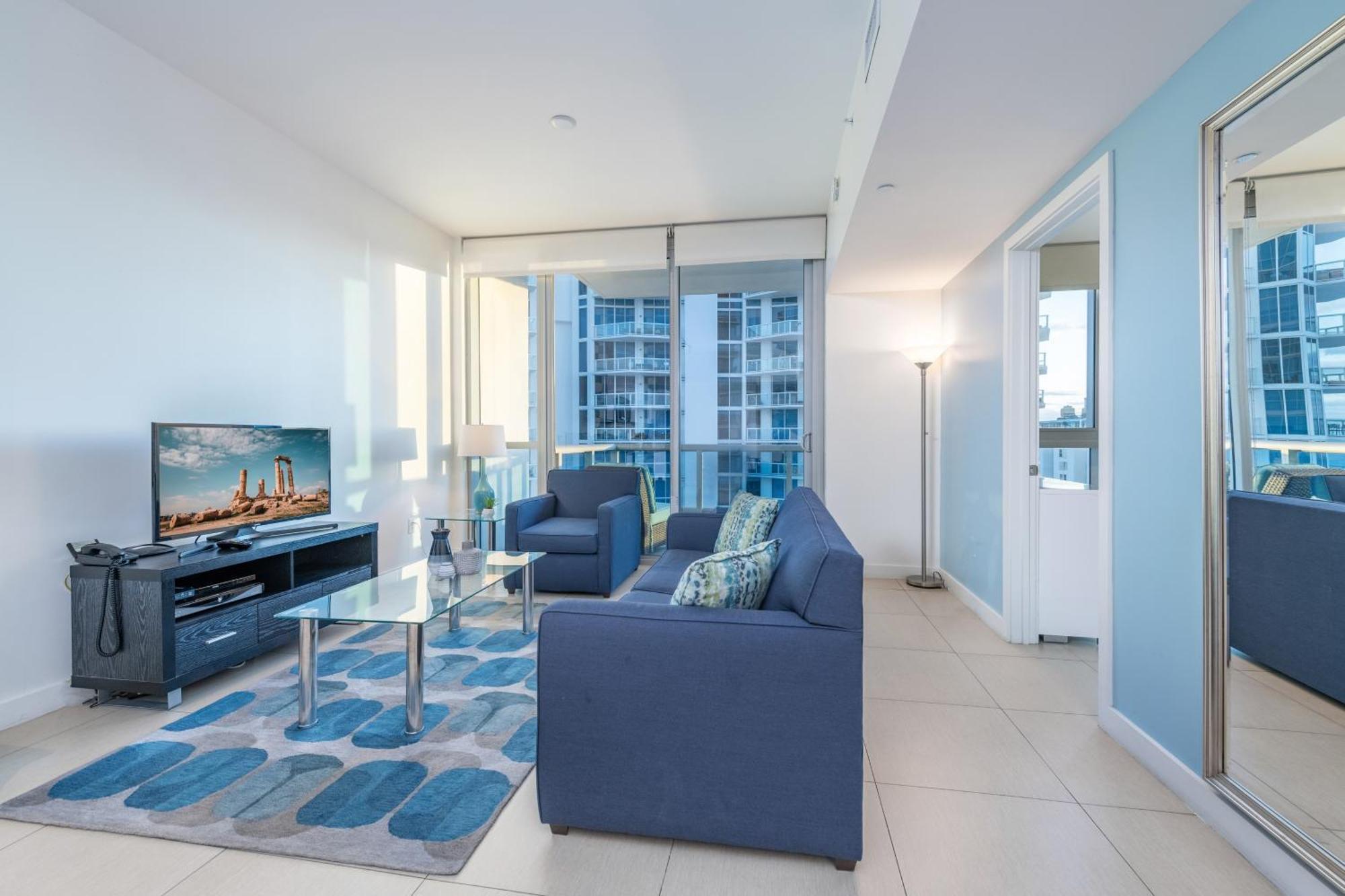 Global Luxury Suites At Monte Carlo 마이애미 비치 객실 사진