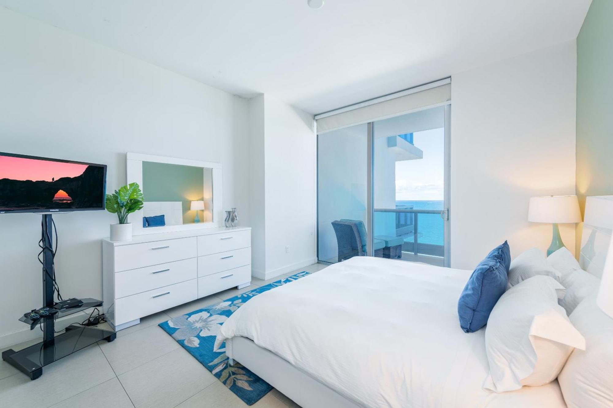 Global Luxury Suites At Monte Carlo 마이애미 비치 객실 사진