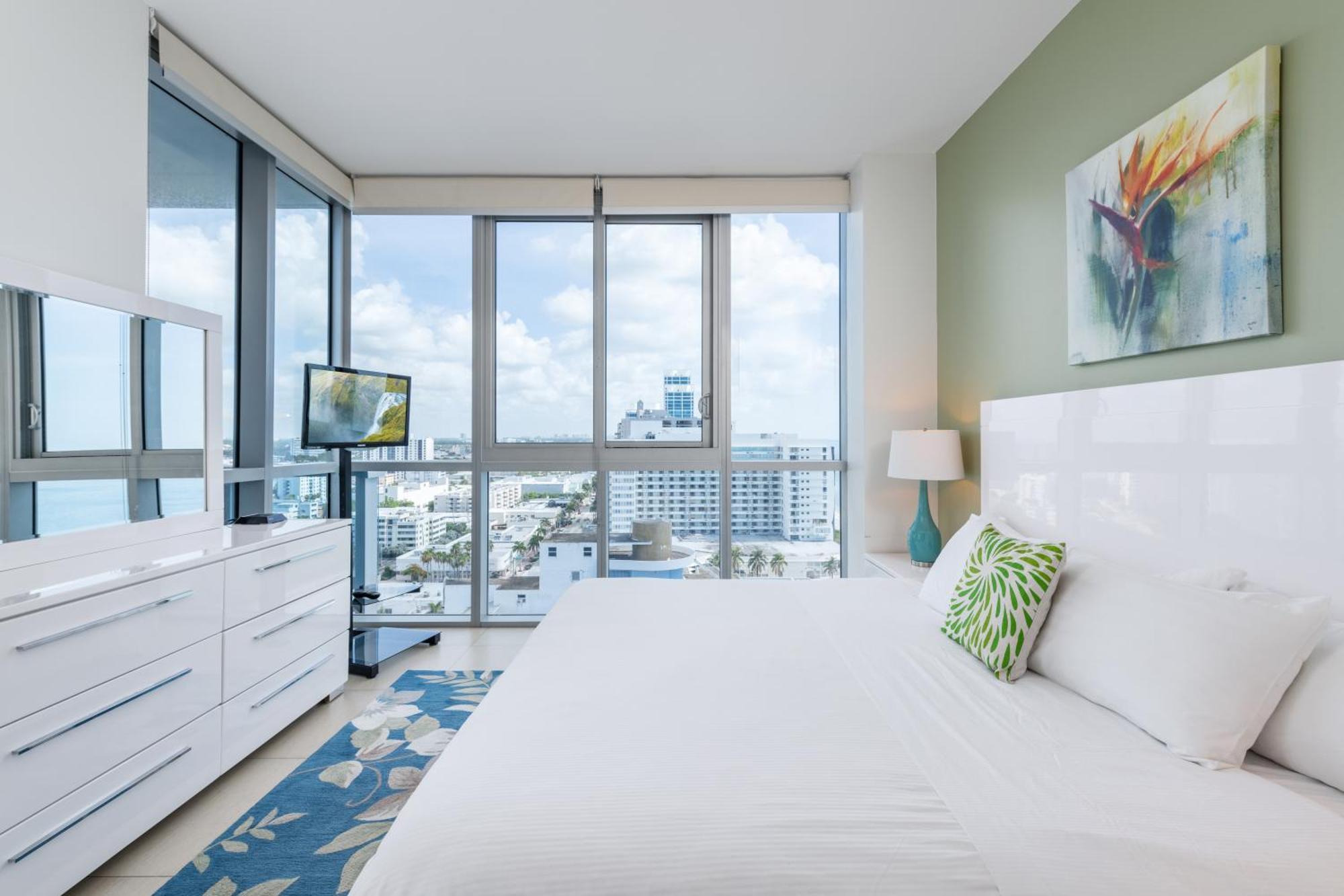 Global Luxury Suites At Monte Carlo 마이애미 비치 객실 사진